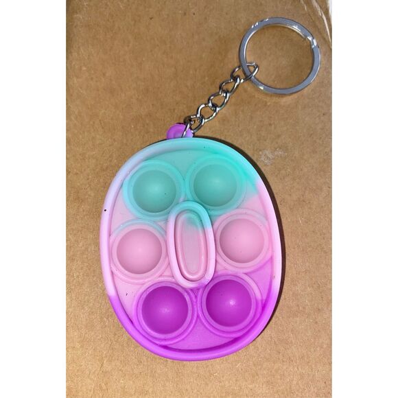 ☀️3/$12☀️ Letter “O” Pop It Fidget Toy Keychain - Picture 1 of 5